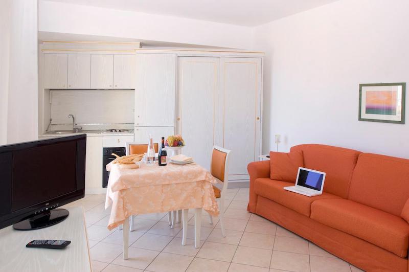Excelsior Hotel E Appartamenti Лоано Номер фото